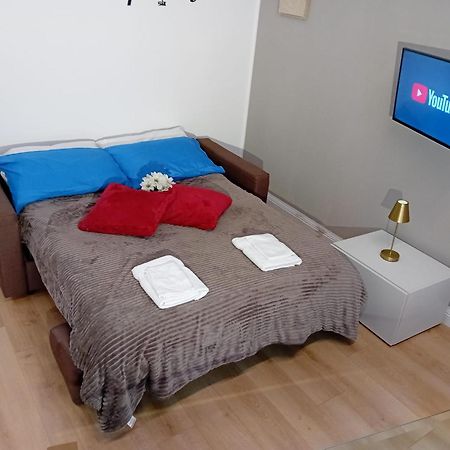 Snapstay Luxury Apartments In Centro A Триест Экстерьер фото