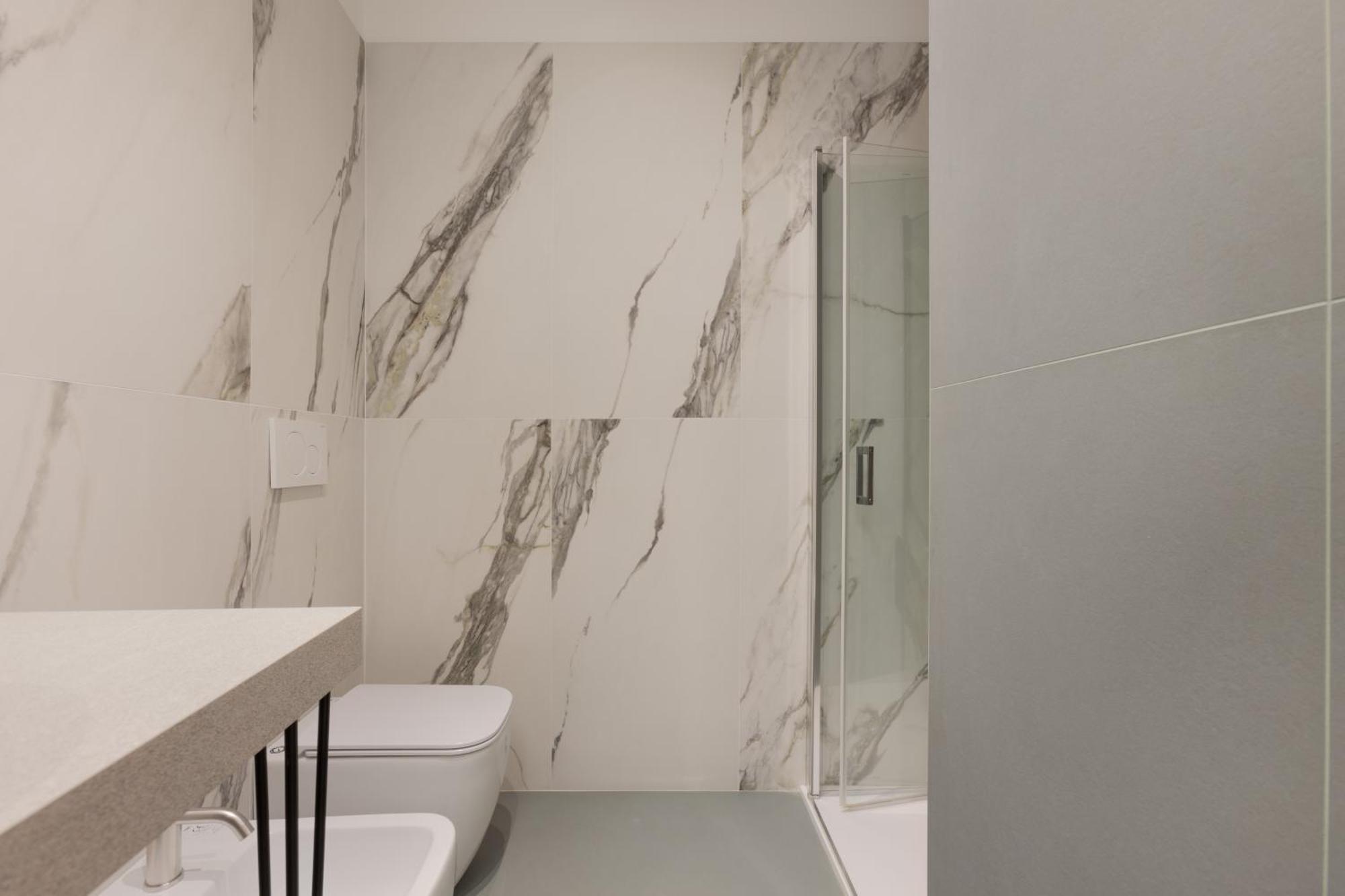 Snapstay Luxury Apartments In Centro A Триест Экстерьер фото