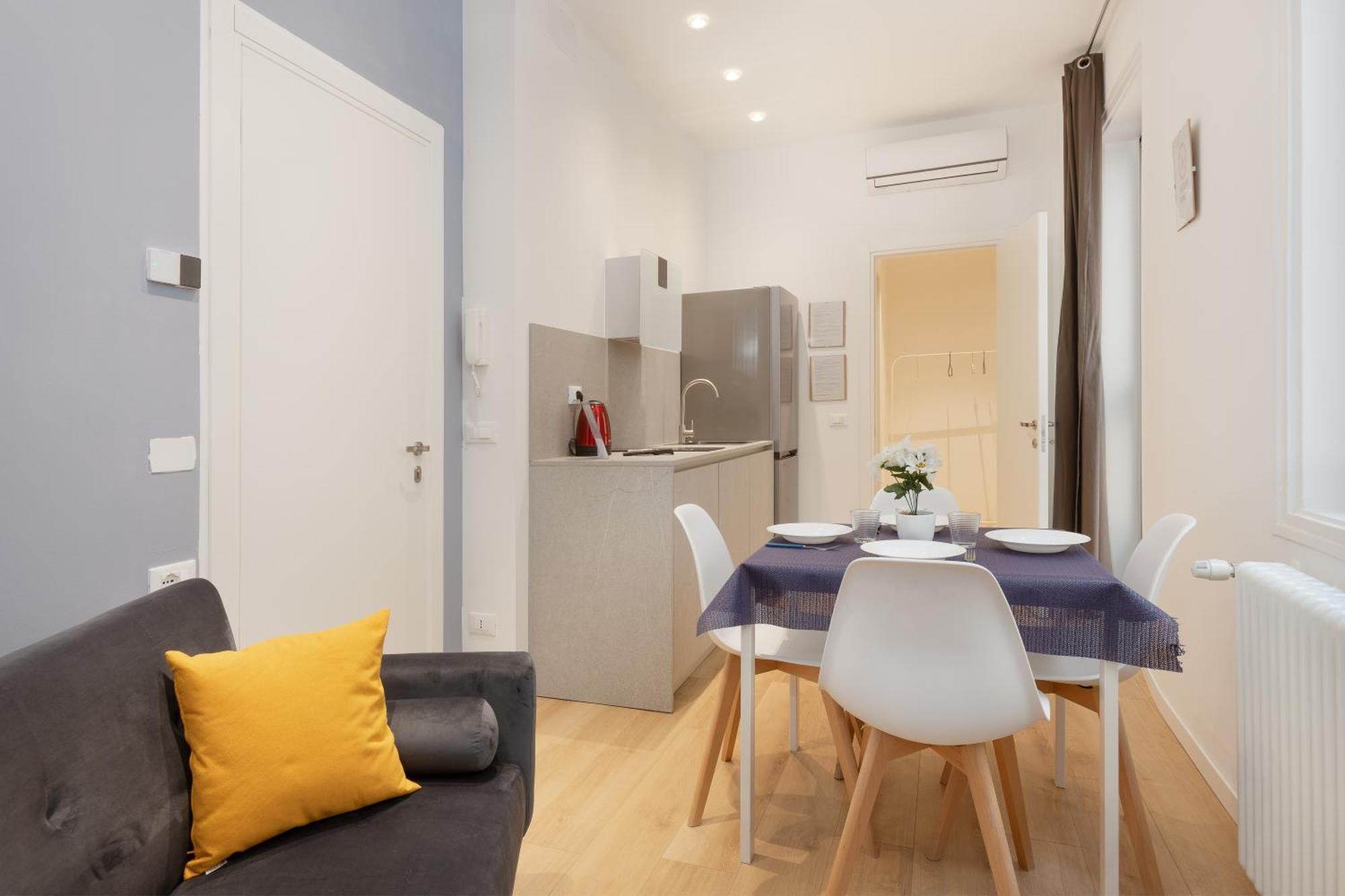 Snapstay Luxury Apartments In Centro A Триест Экстерьер фото