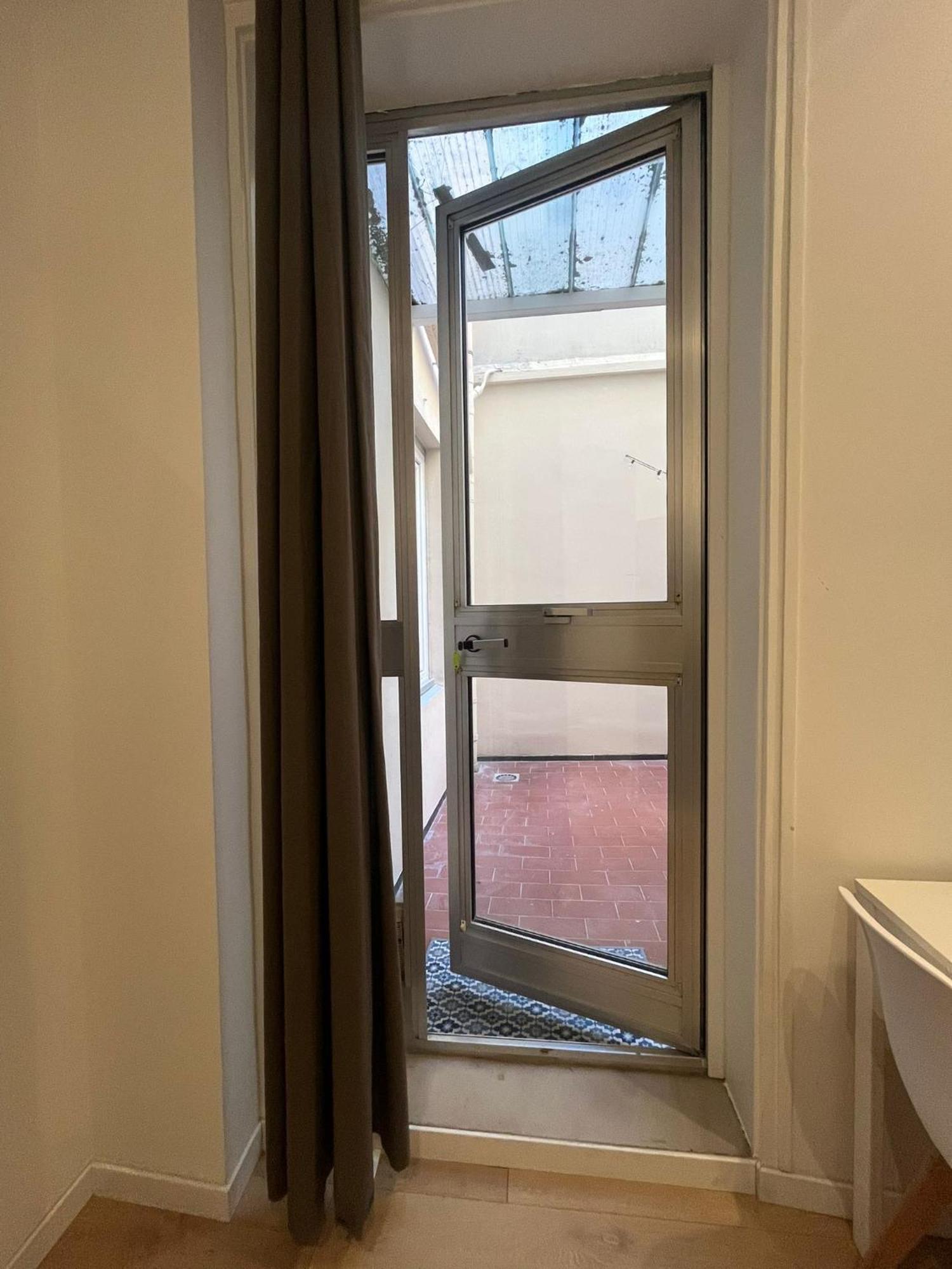 Snapstay Luxury Apartments In Centro A Триест Экстерьер фото